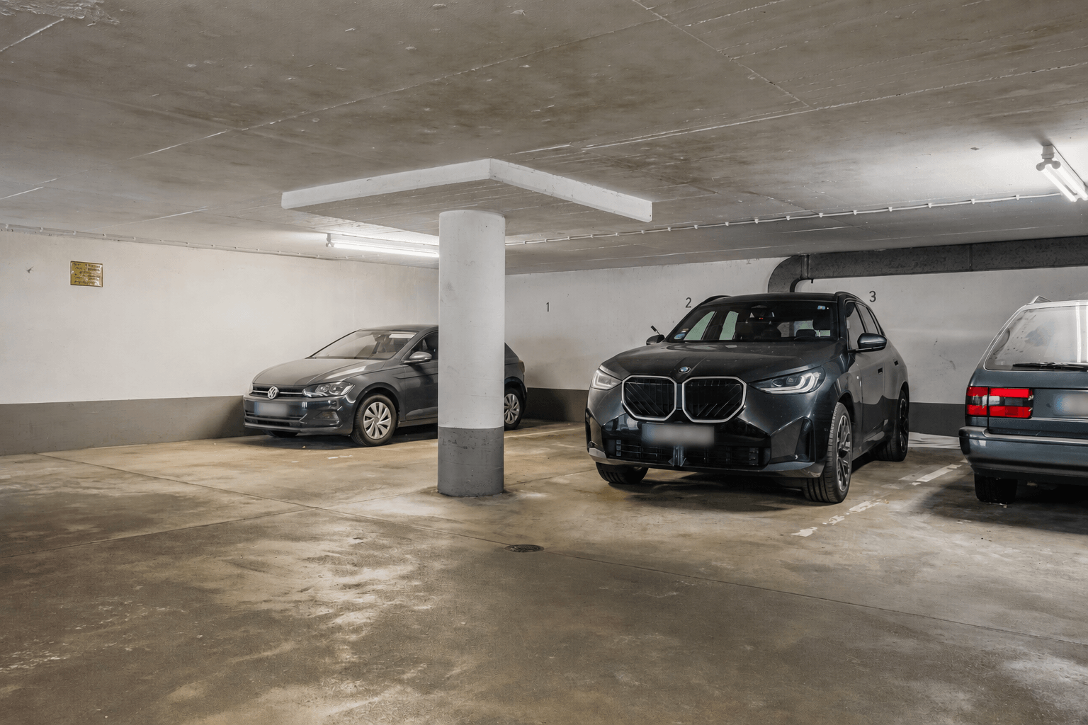 Tiefgaragenstellplatz